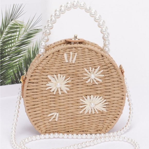 Shannel’s Closet Handbags - Faux Straw Handmade Clutch W/pearl Handle